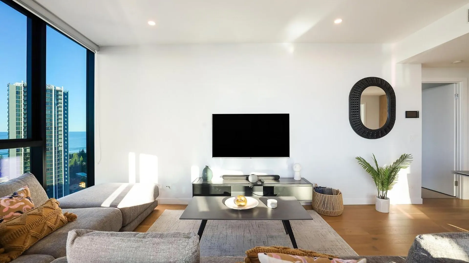 Luxury S Casino Residences Broadbeach - Holiday Paradise Gold Coast Apartment
