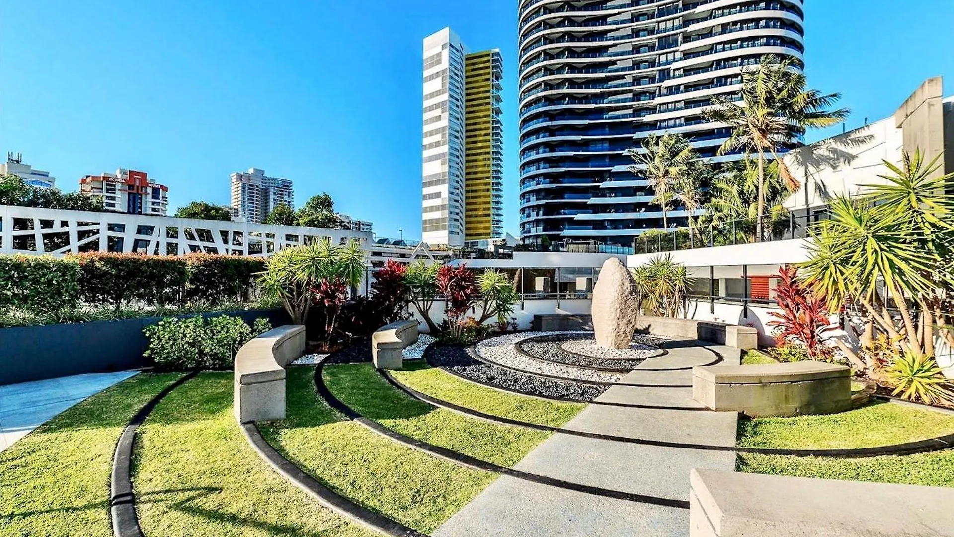 Luxury S Casino Residences Broadbeach - Holiday Paradise Gold Coast